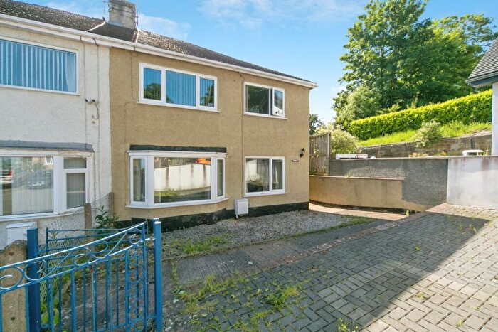 3 Bedroom Semi-Detached House For Sale In Tan Y Marian, Llanddulas, Abergele, Conwy, LL22