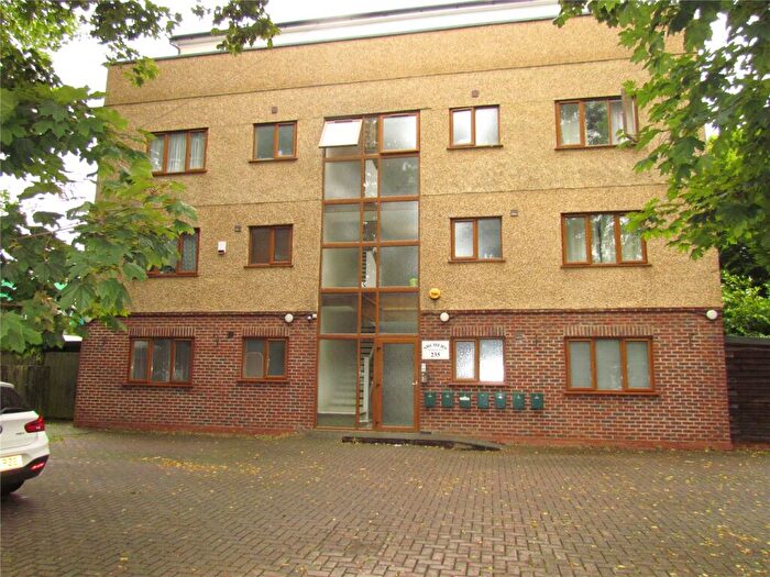 2 Bedroom Apartment To Rent In Grove Road, Chadwell Heath, Romford, RM6