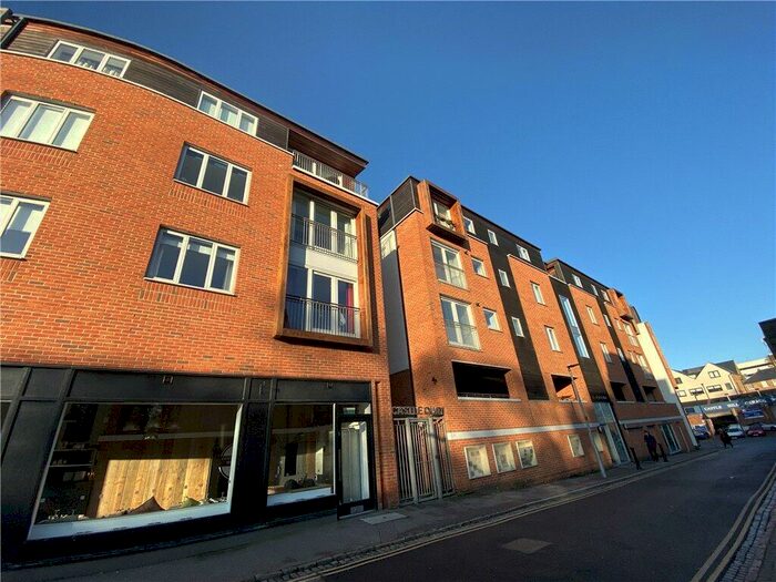 2 Bedroom Apartment To Rent In Castle Quay, Castle Lane, MK40