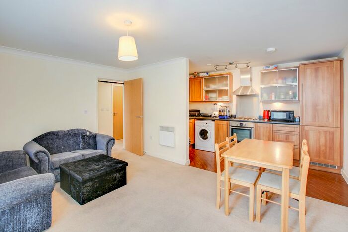 1 Bedroom Flat To Rent In Ruislip Road East, Greenford, UB6