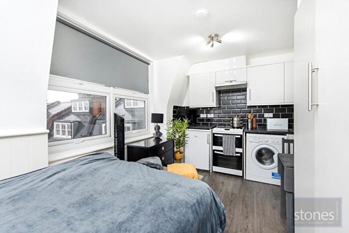 Apartment To Rent In Haverstock Hill, London, NW3