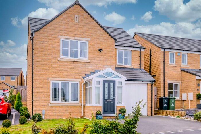 4 Bedroom Detached House To Rent In Haigh Road, Lindley, Huddersfield, HD3