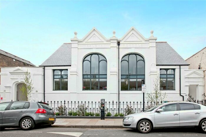 2 Bedroom Flat To Rent In Wesleyan School House, N16