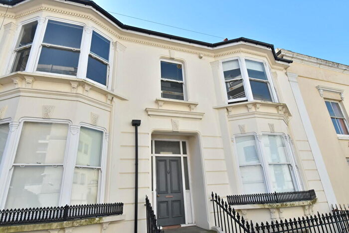 3 Bedroom Flat To Rent In Sudeley Terrace, Brighton, BN2