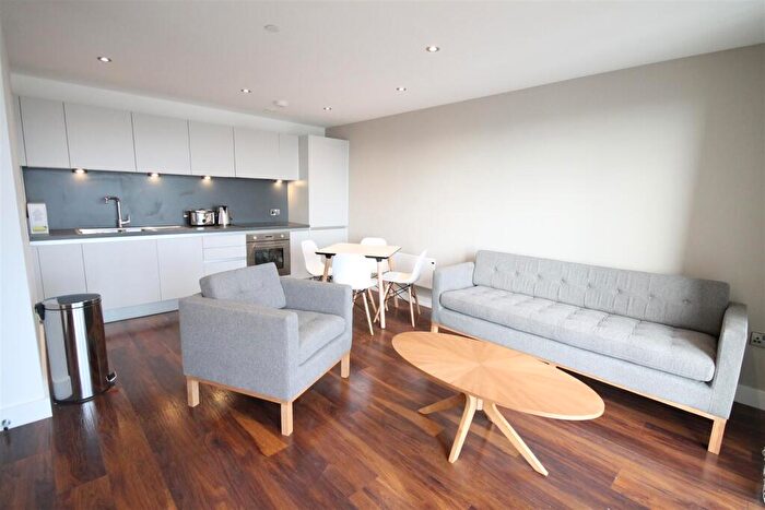 2 Bedroom Apartment To Rent In Ordsall Lane, Salford, Manchester, M5