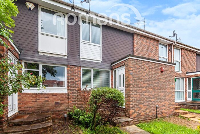 2 Bedroom Terraced House To Rent In Fotherby Court, Maidenhead, SL6