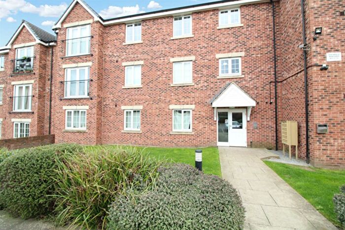 2 Bedroom Apartment To Rent In New Forest Way, Leeds, LS10