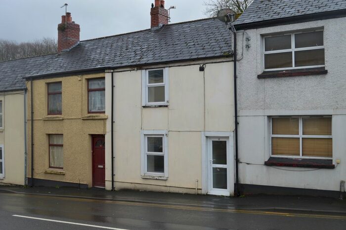 2 Bedroom Terraced House To Rent In Park Terrace, Carmarthen, SA31