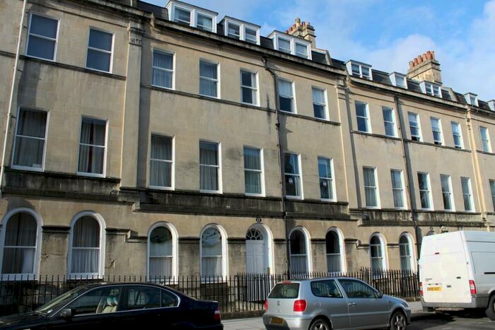 2 Bedroom Flat To Rent In Henrietta Street, BA2