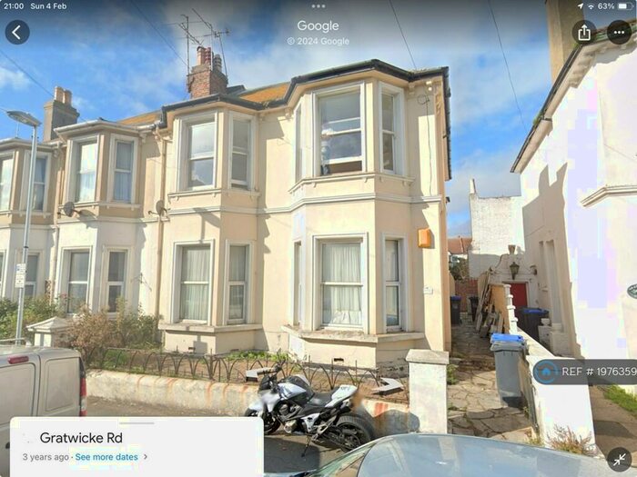 2 Bedroom Flat To Rent In Gratwicke Road, Worthing, BN11