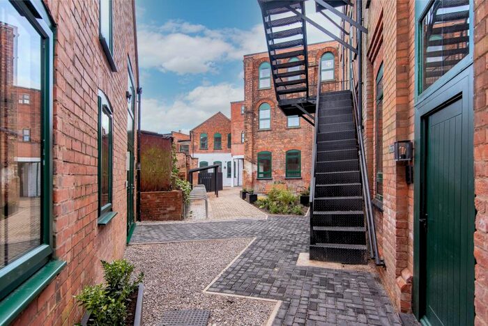 2 Bedroom Flat To Rent In Victoria Street, Newark, NG24