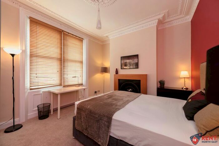 4 Bedroom Terraced House To Rent In Clayton Park Square, Jesmond, Newcastle Upon Tyne, NE2