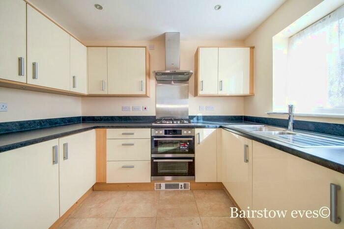 2 Bedroom House To Rent In Stephens Close, Harold Hill, RM3