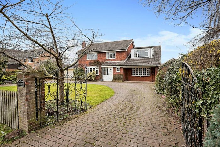 4 Bedroom Detached House For Sale In Smithy Lane, Mouldsworth, Chester, CH3