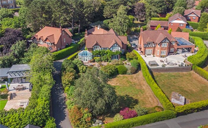 4 Bedroom Detached House For Sale In Rossett Green Lane, Harrogate, North Yorkshire, HG2