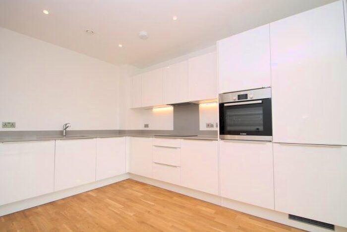 2 Bedroom Flat To Rent In Brouard Court, Bromley, BR2
