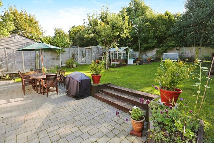 3 Bedroom Detached Bungalow For Sale In Outlands Lane, Curdridge, Southampton, SO30