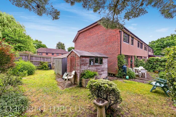 2 Bedroom End Of Terrace House For Sale In Lagham Road, South Godstone, Godstone, RH9