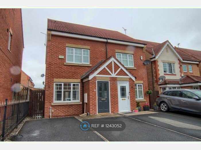 3 Bedroom Semi-Detached House To Rent In Burghley Drive, Ingleby Barwick, Stockton-On-Tees TS17