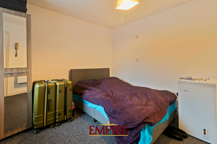 Studio To Rent In Carlyle Road, Edgbaston, B16