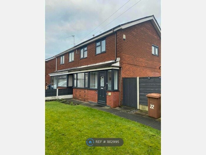 3 Bedroom Semi-Detached House To Rent In Wyndham Avenue, Swinton, Manchester, M27