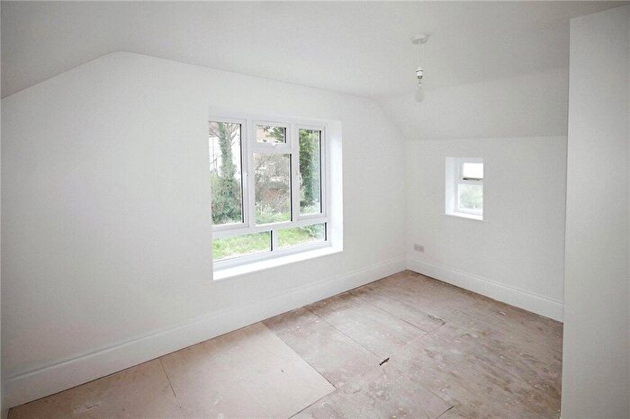 2 Bedroom Detached House To Rent In Epsom Road, Croydon, CR0