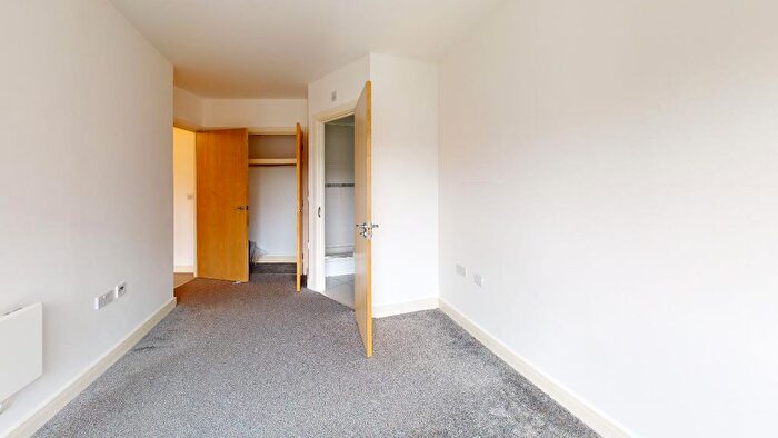 2 Bedroom Flat To Rent In Catalpa Court, Hither Green Lane, London, SE13
