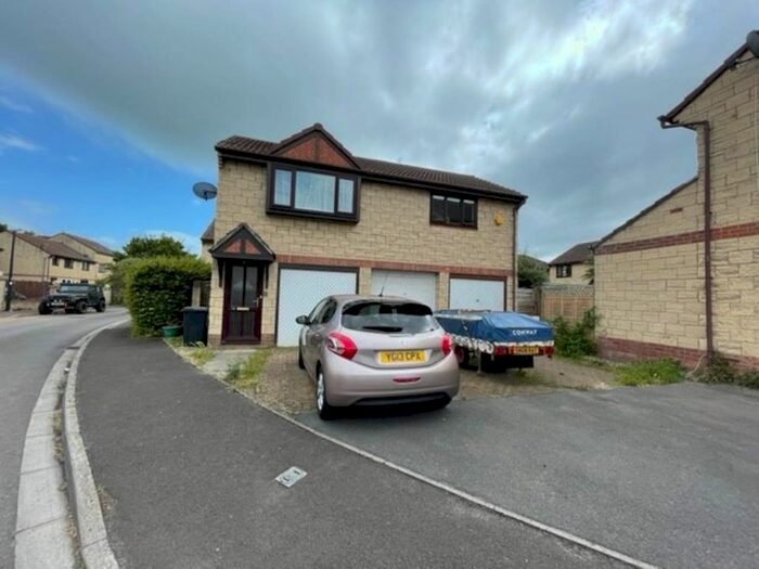 1 Bedroom Property To Rent In Warrilow Close, Worle, Weston Super Mare, BS22