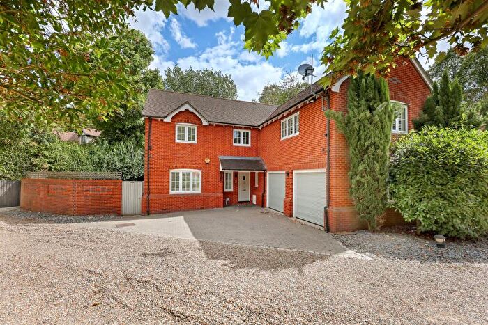 5 Bedroom Detached House For Sale In Wing Close, North Weald, CM16