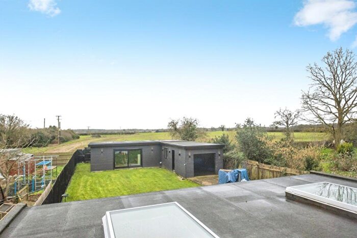 4 Bedroom Semi Detached House For Sale In The Street, Freston, Ipswich, IP9