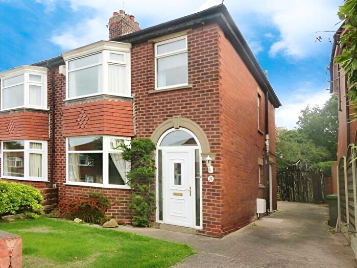 3 Bedroom Semi-Detached House To Rent In Harewood Avenue, Retford, DN22