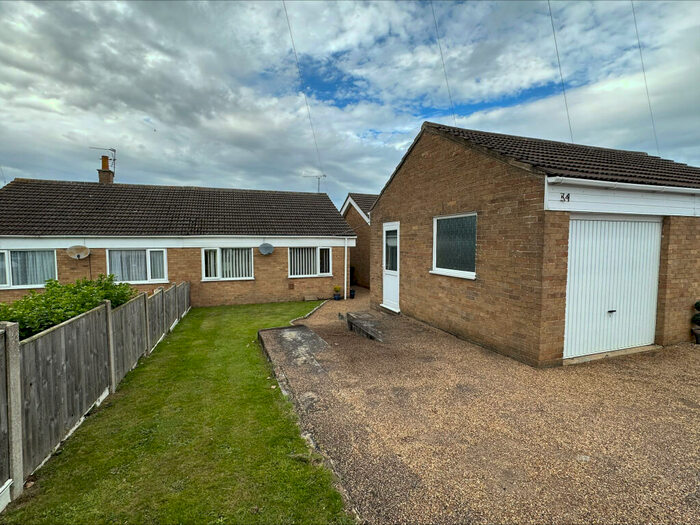 2 Bedroom Semi-Detached Bungalow To Rent In Cranleigh Road, Pakefield, Lowestoft, NR33