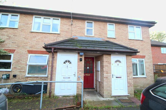 1 Bedroom Flat To Rent In Clearwater, Colchester, CO2