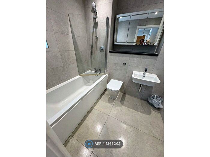 1 Bedroom Flat To Rent In Greyfriars Road, Norwich, NR1