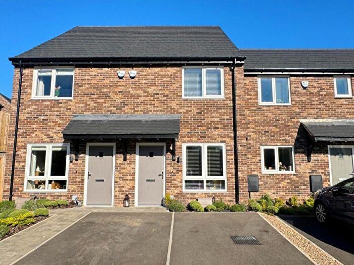 2 Bedroom Terraced House For Sale In Deer Park Close, Alfreton, DE55