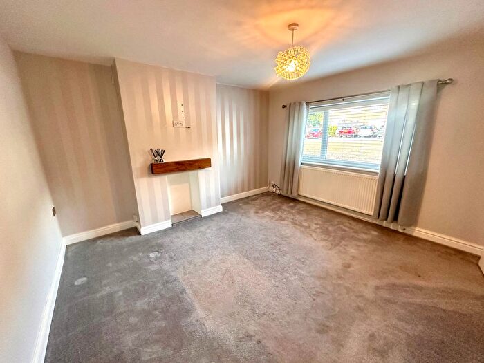 2 Bedroom Property To Rent In Cae Tyddyn, Llanrwst, LL26