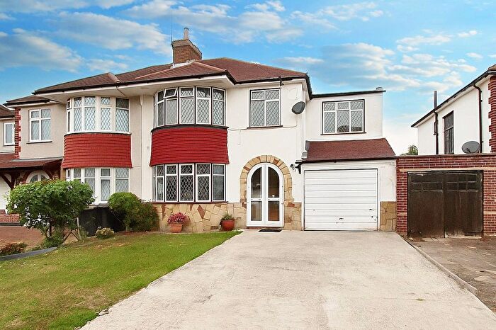 4 Bedroom Semi-Detached House For Sale In Tower View, Shirley, CR0