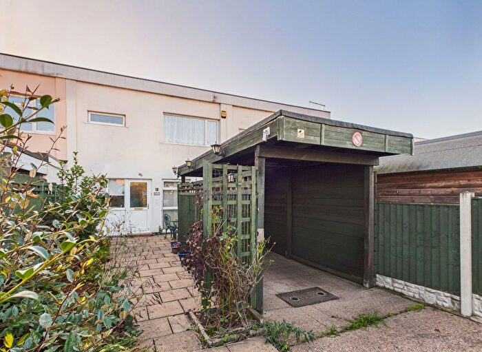 3 Bedroom Town House For Sale In Candle Meadow, Colwick Park, Nottingham, NG2