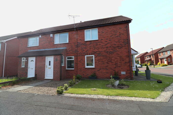 2 Bedroom Semi-Detached House To Rent In Helvellyn Avenue, Lambton, Washington, NE38