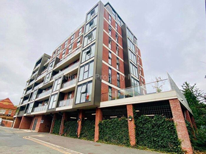 2 Bedroom Apartment To Rent In Bridgewater Gate, Woden Street, Salford, M5