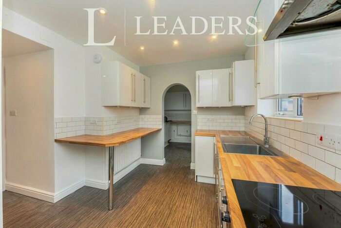 2 Bedroom Semi-Detached House To Rent In Boundary Lane, Chester, CH4