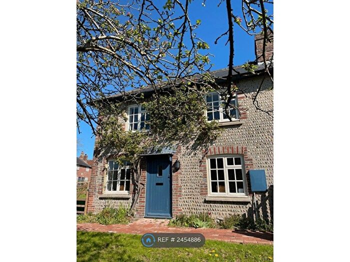 3 Bedroom Semi-Detached House To Rent In The Street, Glynde, Lewes, BN8