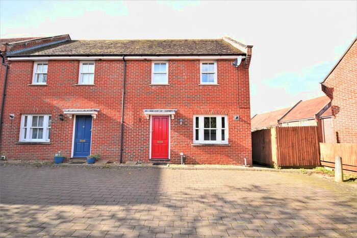 2 Bedroom Detached House To Rent In Fairycroft Road, Saffron Walden, Essex, CB10