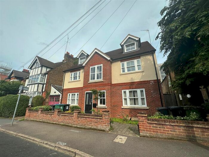 1 Bedroom Flat To Rent In Capel Court, Westland Road, Watford, WD17