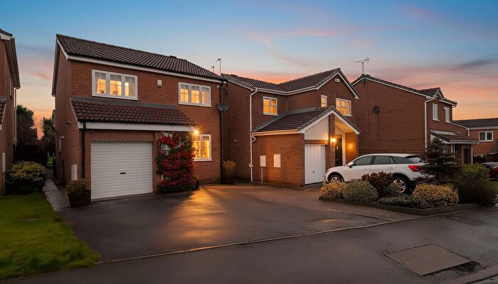 4 Bedroom Detached House For Sale In Gaunt Road, Bramley, Rotherham, S66