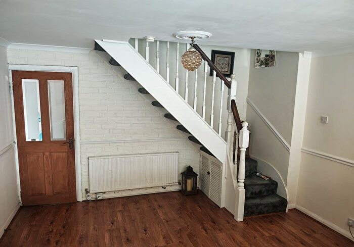 3 Bedroom Detached House To Rent In Heol Caerllion, Swansea, SA6