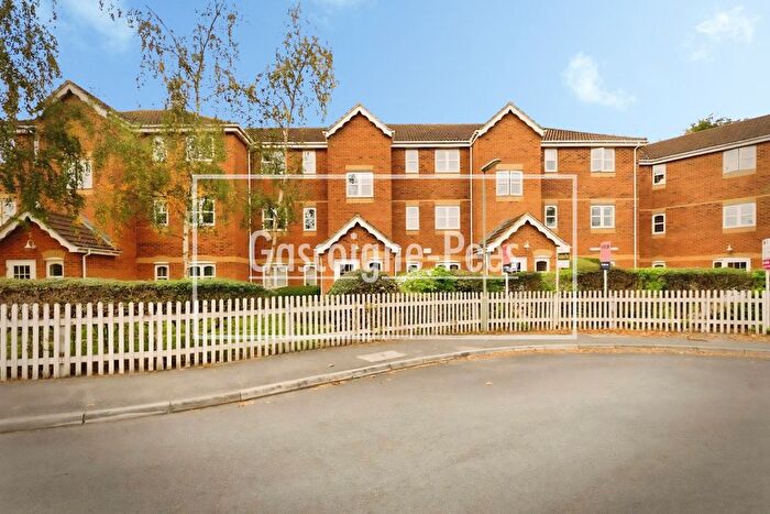 1 Bedroom Flat To Rent In Woodfield Road, Thames Ditton, KT7