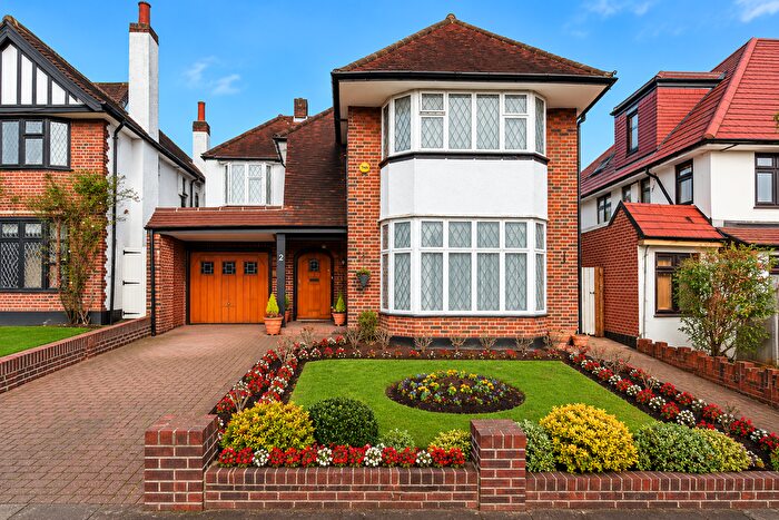 4 Bedroom Detached House For Sale In Littleton Crescent, Harrow, HA1