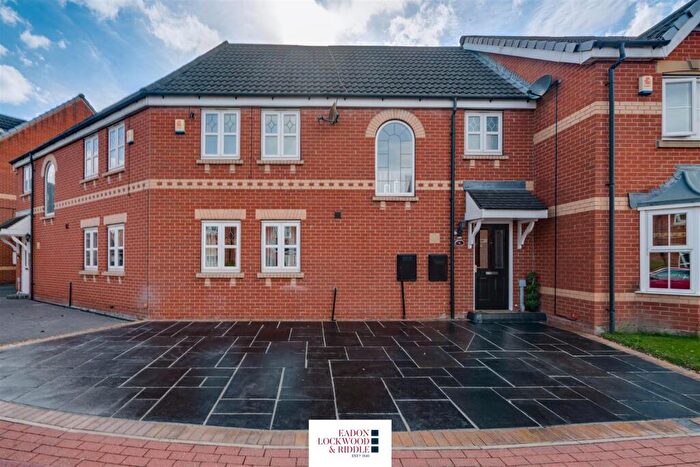 3 Bedroom Terraced House To Rent In Malvern Drive, Woodlaithes, Rotherham, S66