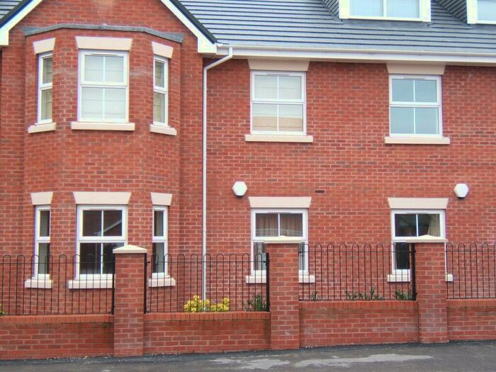 2 Bedroom Apartment To Rent In Flat, Etruria Court, Humber Road, Etruria, ST1
